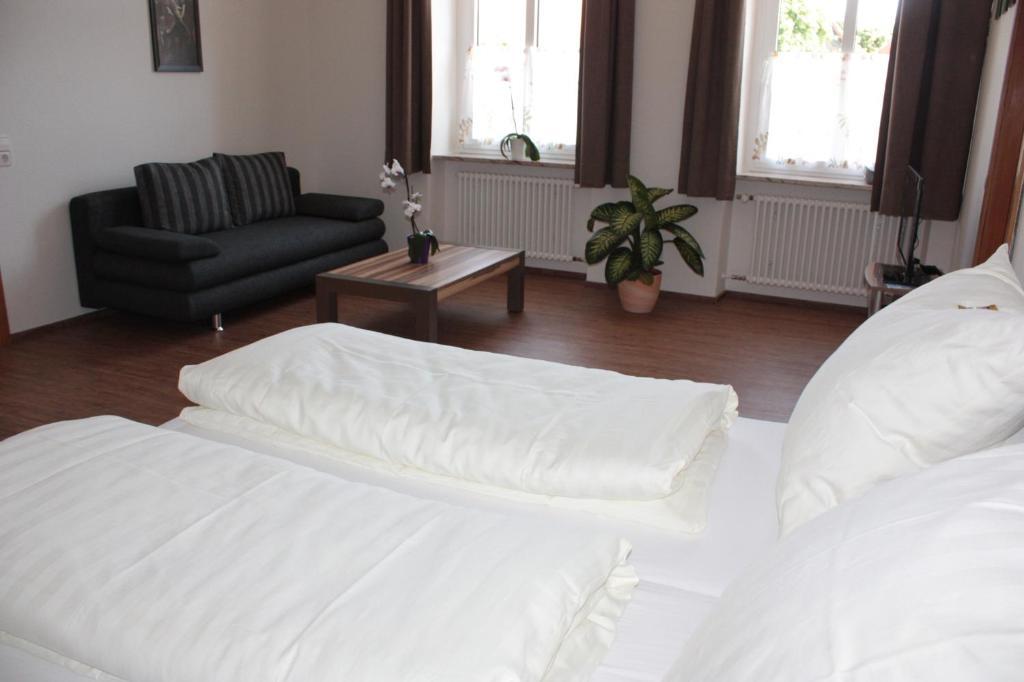 Thai Tawan Rheinhausen Quarto foto